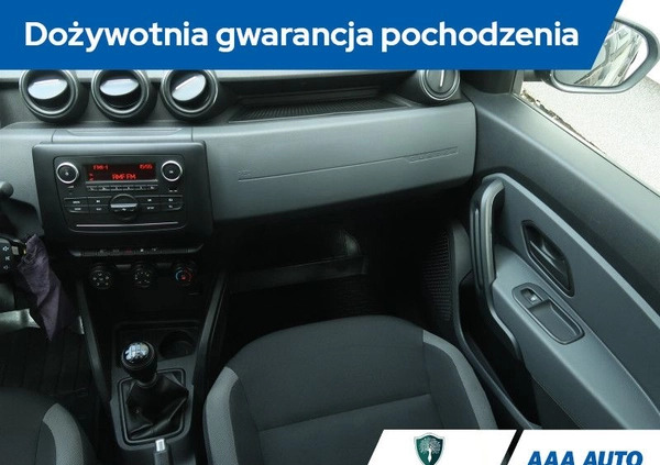Dacia Duster cena 54000 przebieg: 70595, rok produkcji 2019 z Maszewo małe 254